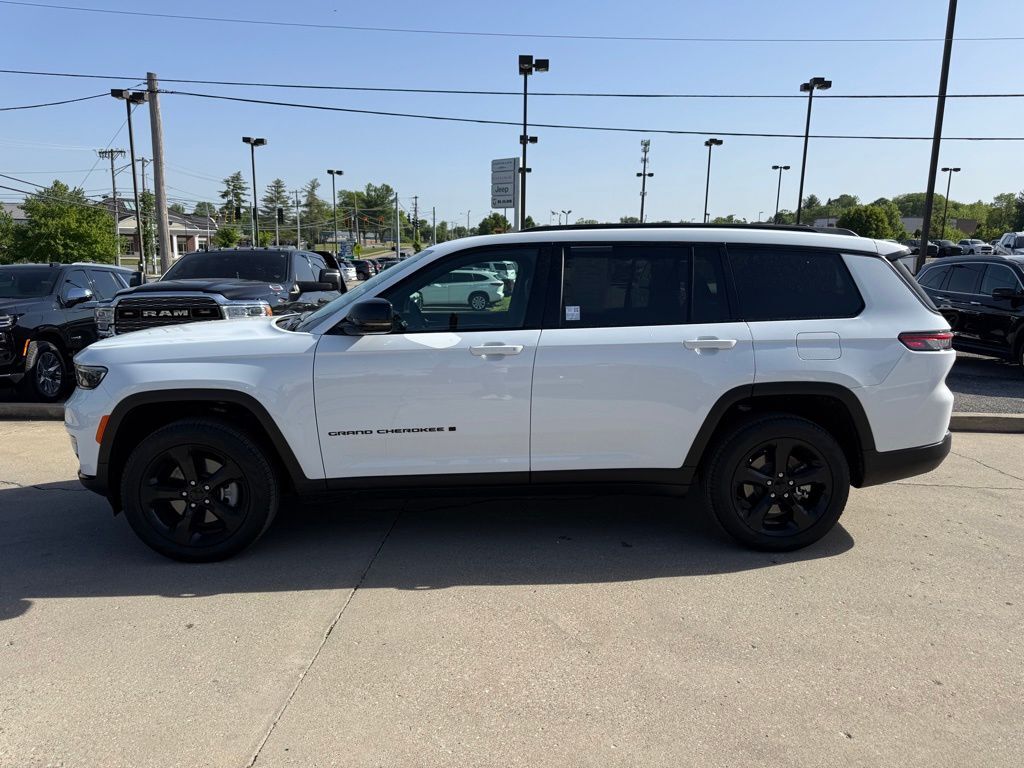 2025 Jeep Grand Cherokee L Limited Crestwood KY