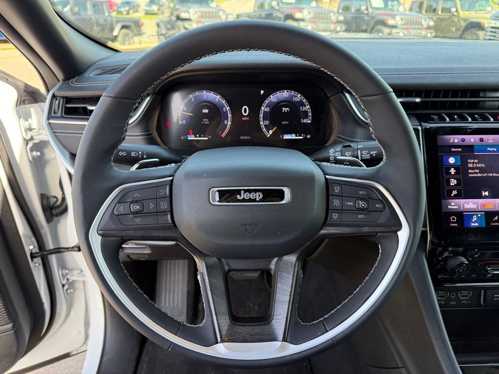 2025 Jeep Grand Cherokee L Limited Crestwood KY