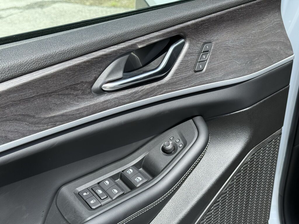 2025 Jeep Grand Cherokee L Limited Crestwood KY