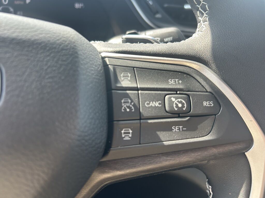 2025 Jeep Grand Cherokee L Limited Crestwood KY