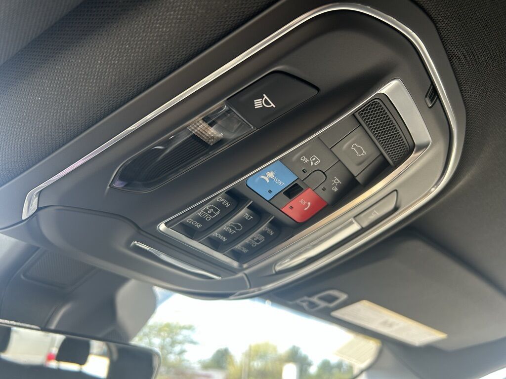 2025 Jeep Grand Cherokee L Limited Crestwood KY