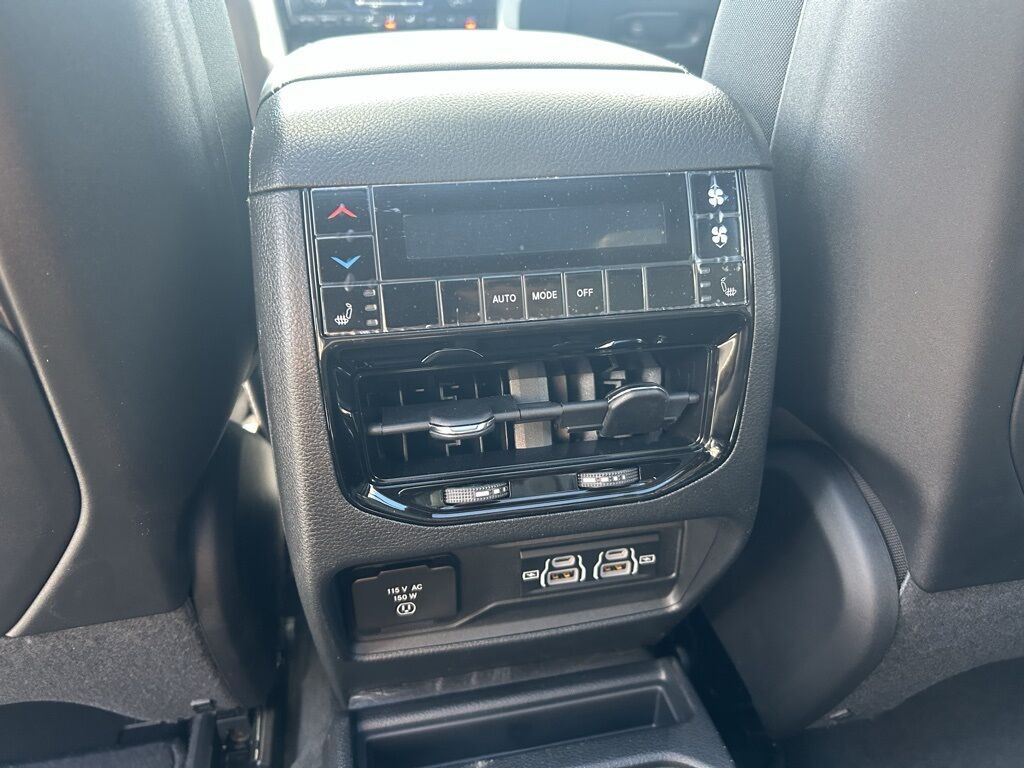 2025 Jeep Grand Cherokee L Limited Crestwood KY