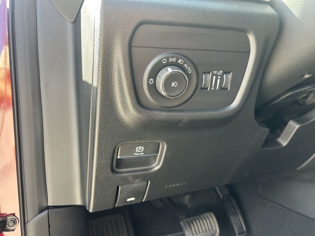 2025 Jeep Grand Cherokee L Limited Crestwood KY