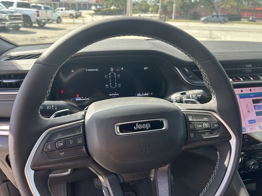 2025 Jeep Grand Cherokee L Limited Crestwood KY