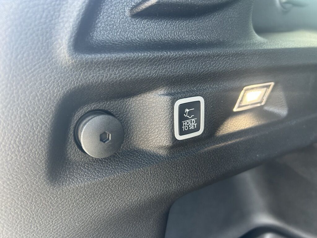 2025 Jeep Grand Cherokee L Limited Crestwood KY