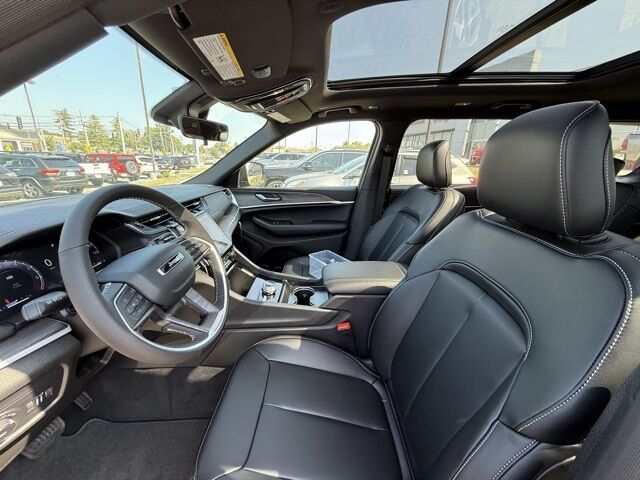 2025 Jeep Grand Cherokee L Limited Crestwood KY