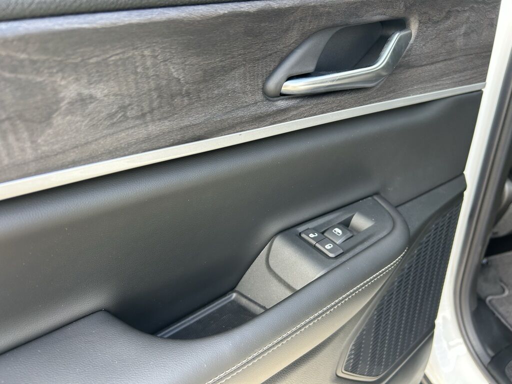 2025 Jeep Grand Cherokee L Limited Crestwood KY