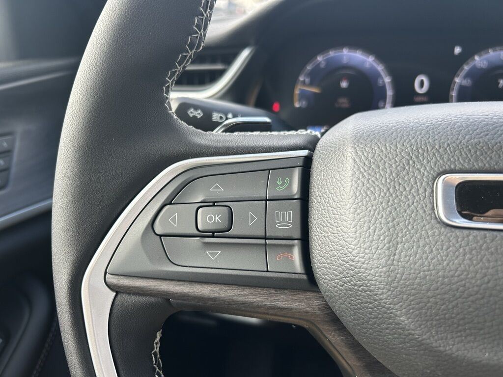 2025 Jeep Grand Cherokee L Limited Crestwood KY