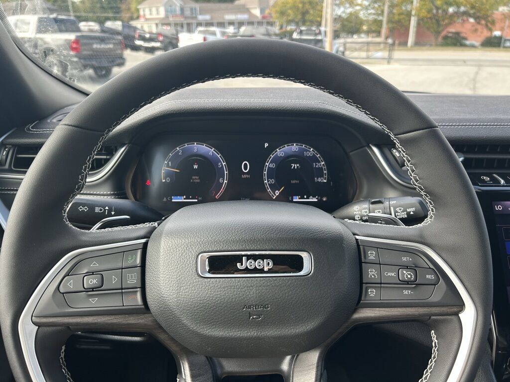 2025 Jeep Grand Cherokee L Limited Crestwood KY