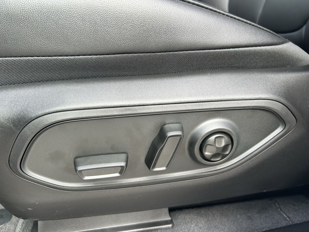 2025 Jeep Grand Cherokee L Limited Crestwood KY