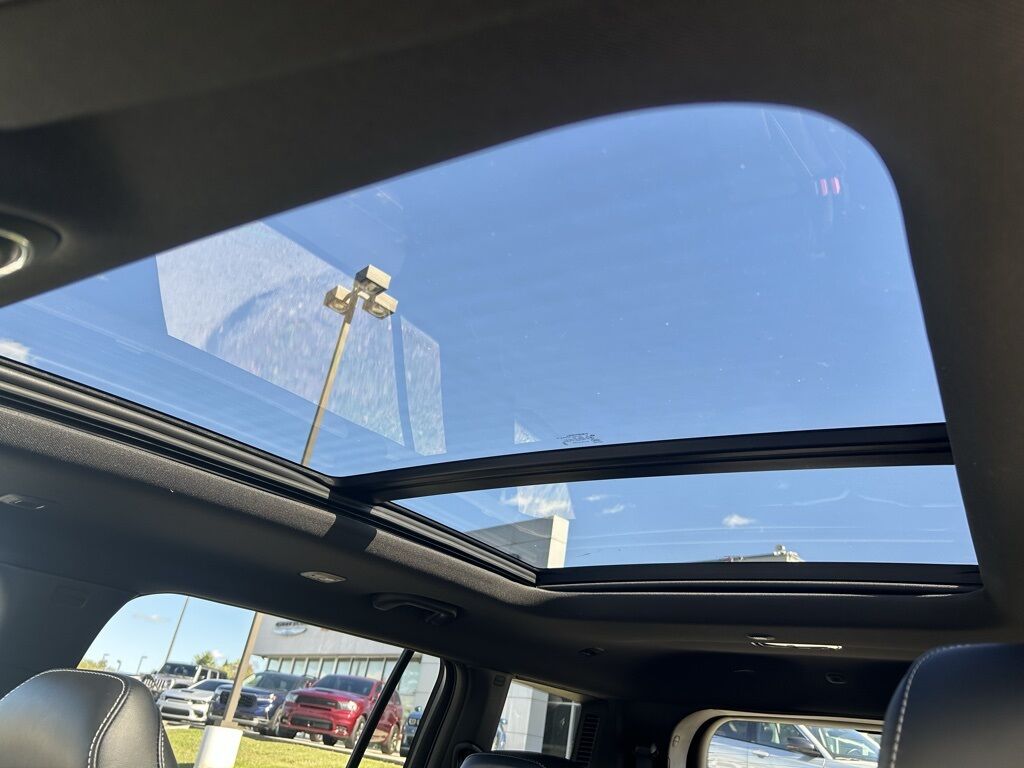 2025 Jeep Grand Cherokee L Limited Crestwood KY