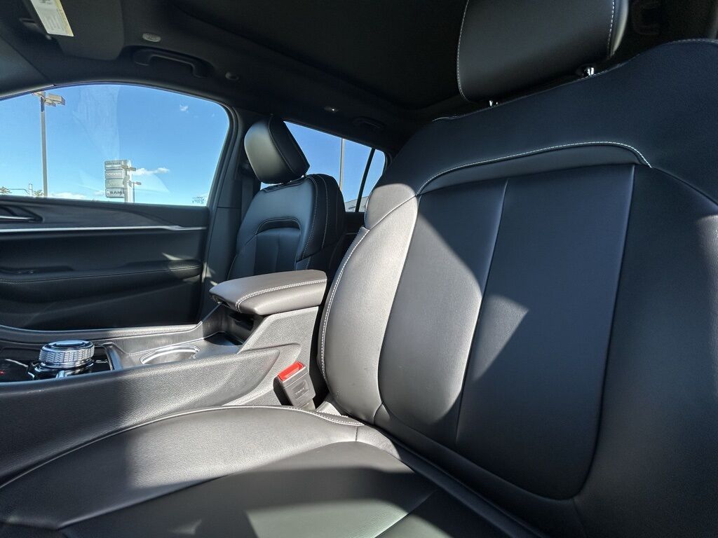 2025 Jeep Grand Cherokee L Limited Crestwood KY