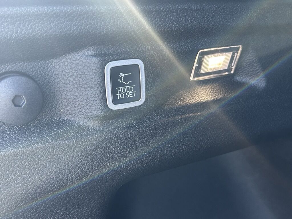 2025 Jeep Grand Cherokee L Limited Crestwood KY