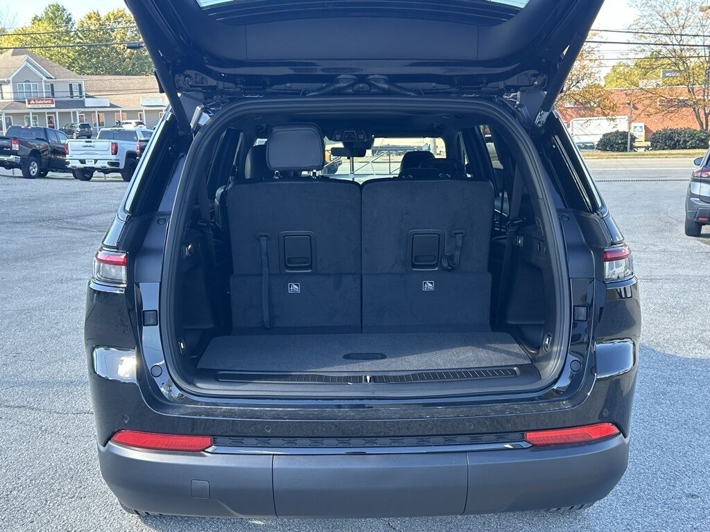 2025 Jeep Grand Cherokee L Limited Crestwood KY