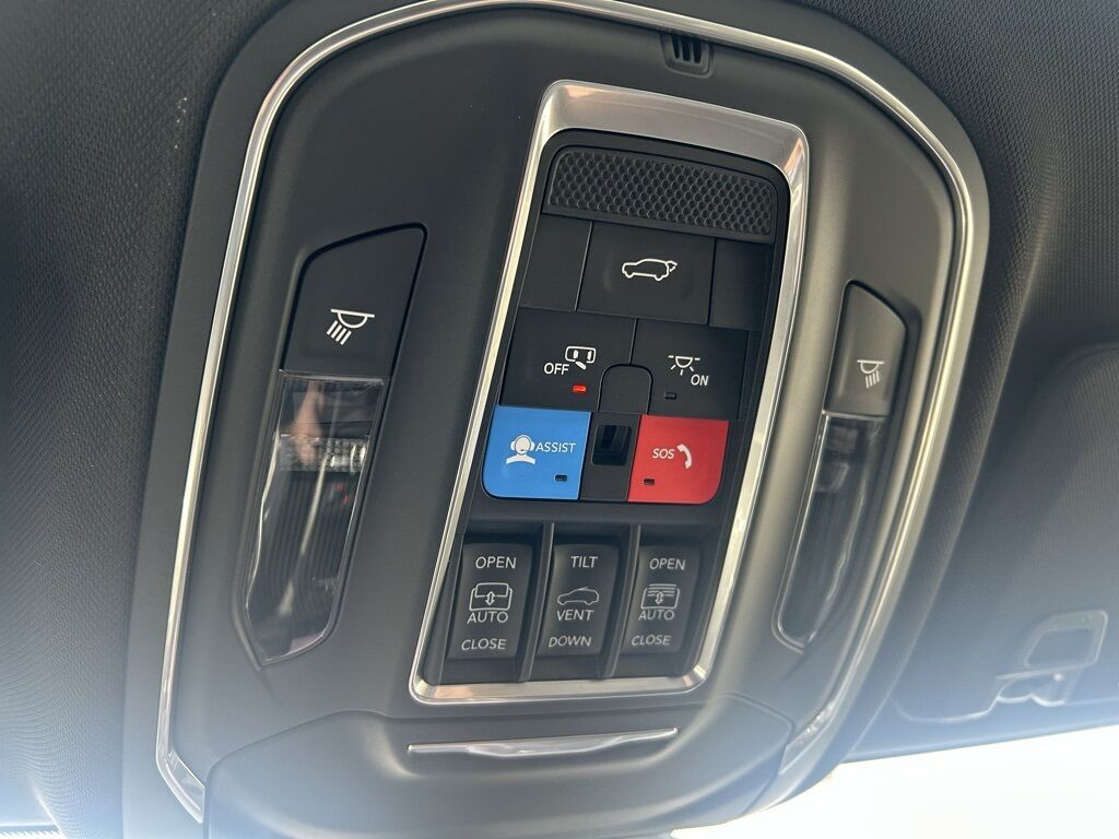 2025 Jeep Grand Cherokee L Limited Crestwood KY