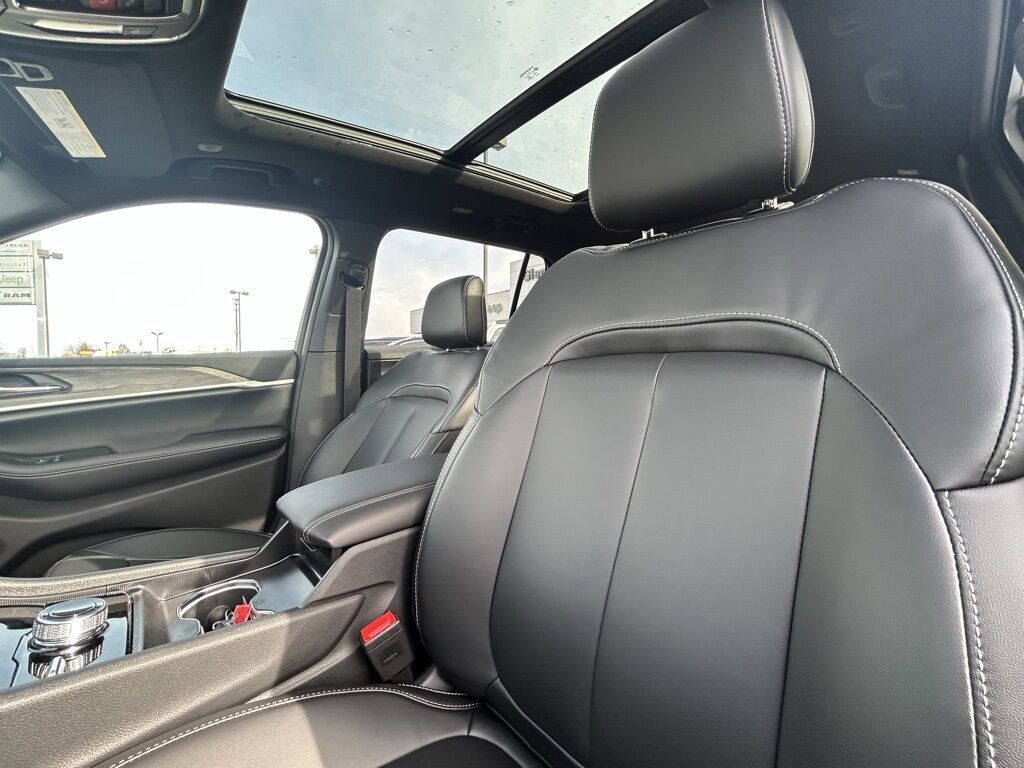 2025 Jeep Grand Cherokee L Limited Crestwood KY