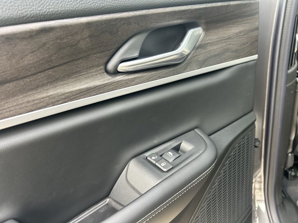 2025 Jeep Grand Cherokee L Limited Crestwood KY