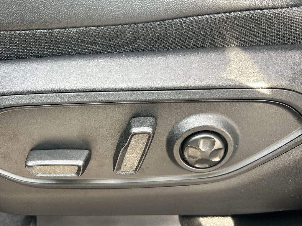 2025 Jeep Grand Cherokee L Limited Crestwood KY