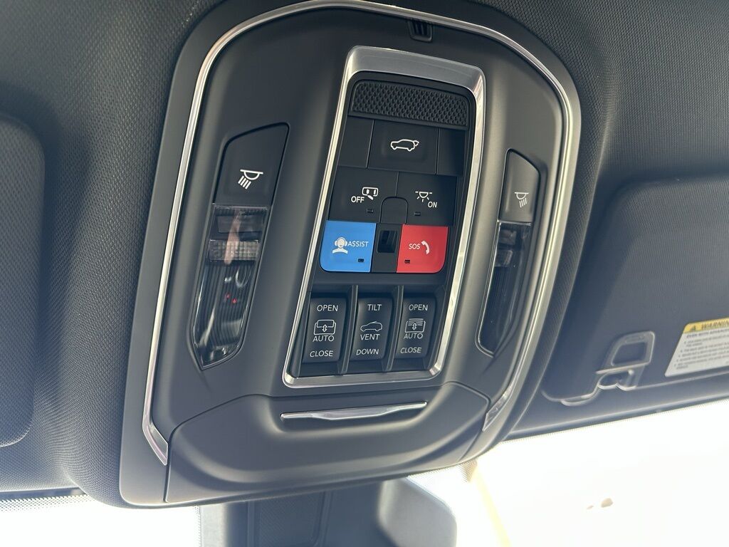 2025 Jeep Grand Cherokee L Limited Crestwood KY