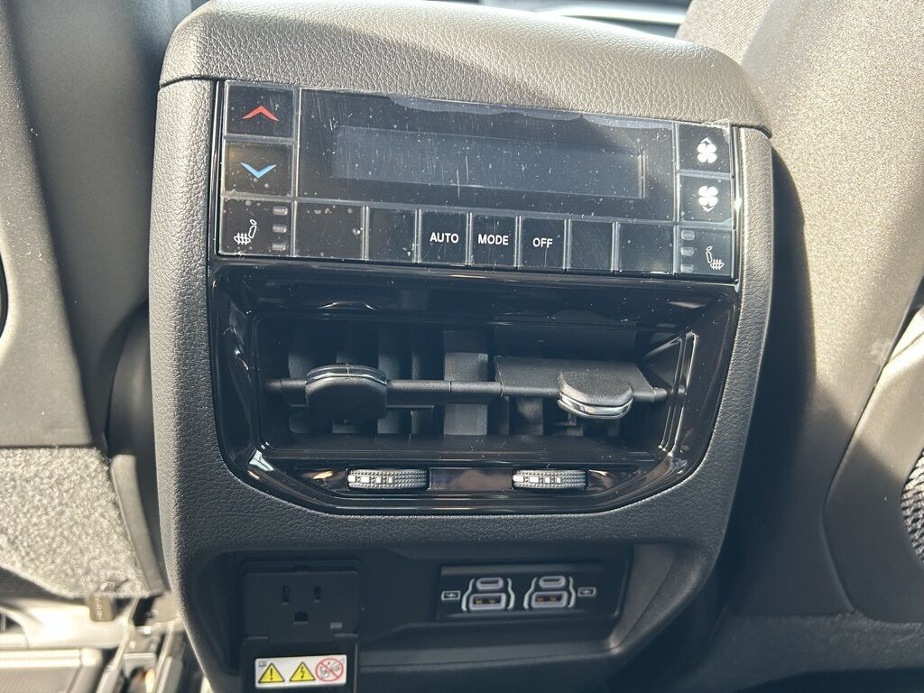 2025 Jeep Grand Cherokee L Limited Crestwood KY