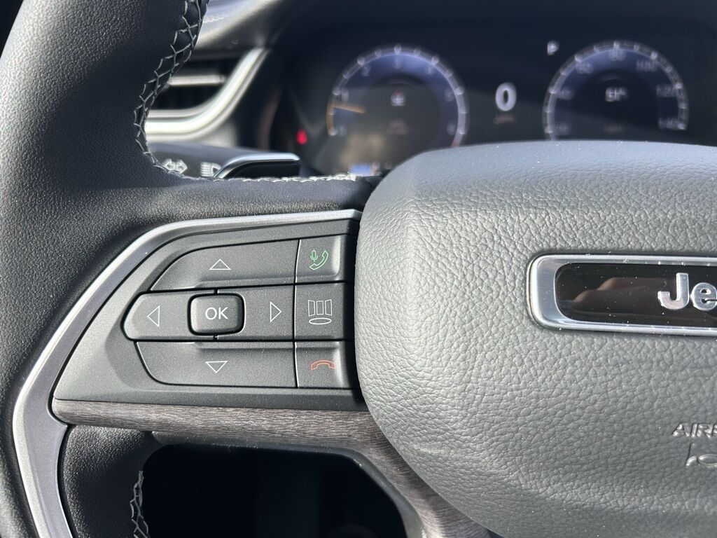 2025 Jeep Grand Cherokee L Limited Crestwood KY