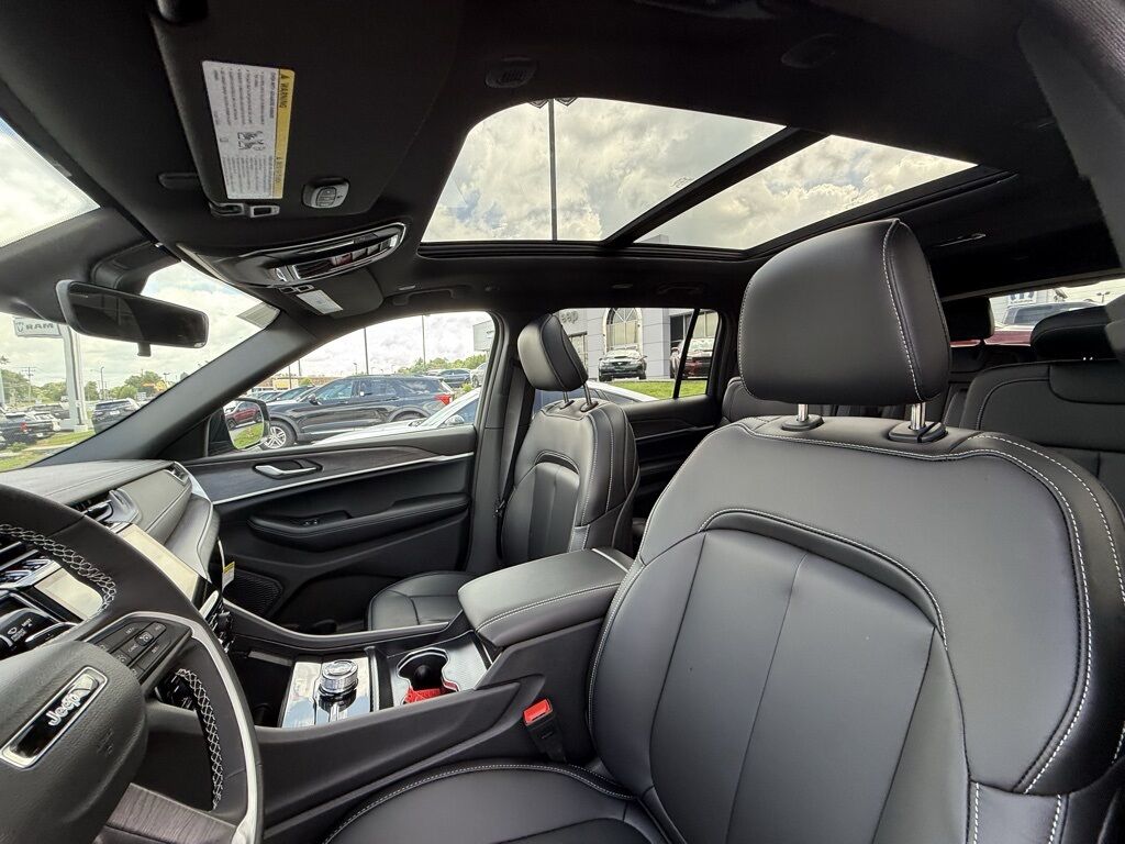 2025 Jeep Grand Cherokee L Limited Crestwood KY
