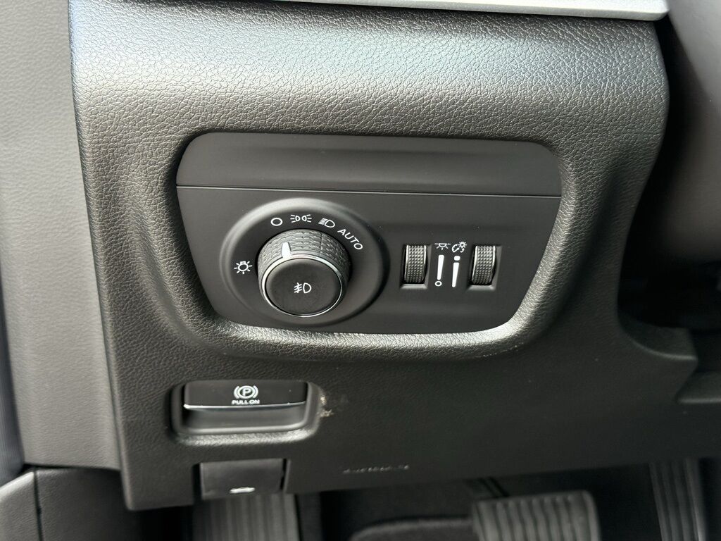 2025 Jeep Grand Cherokee L Limited Crestwood KY