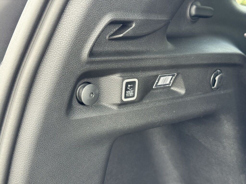 2025 Jeep Grand Cherokee L Limited Crestwood KY