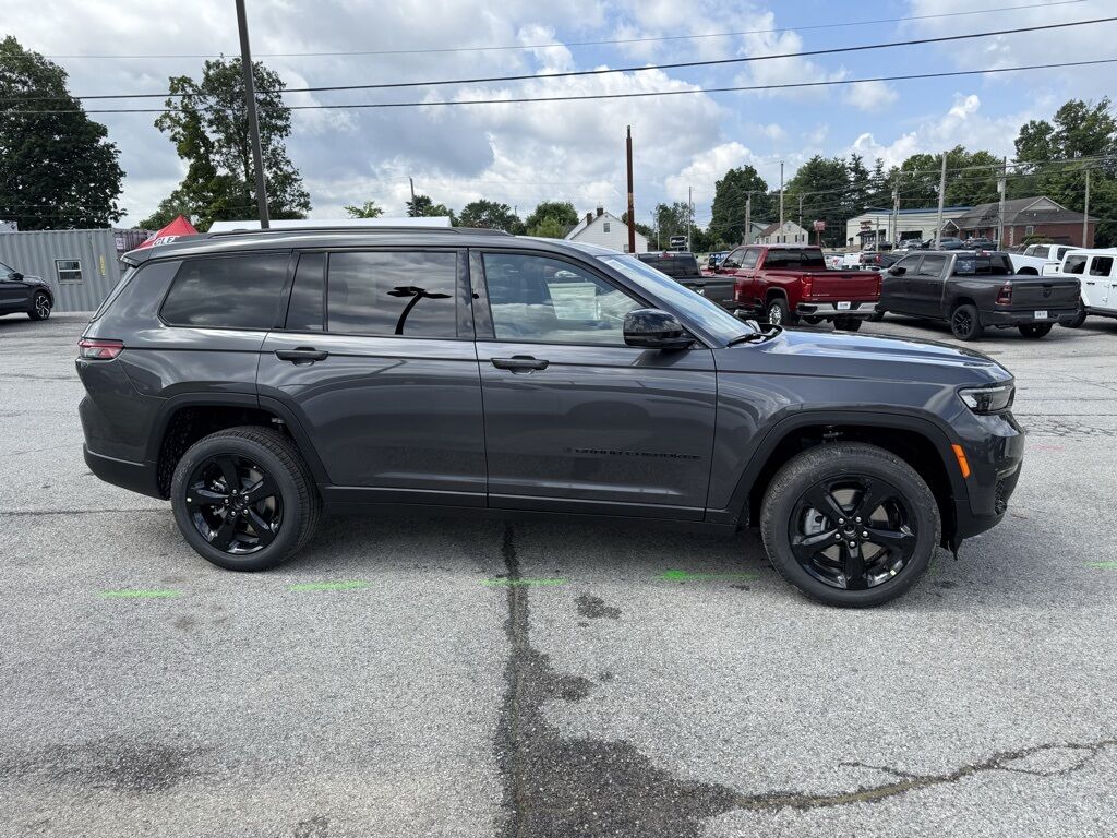 2025 Jeep Grand Cherokee L Limited Crestwood KY