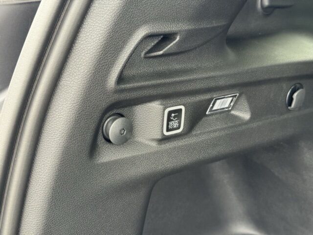 2025 Jeep Grand Cherokee L Limited Crestwood KY