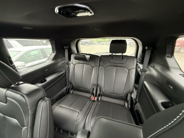 2025 Jeep Grand Cherokee L Limited Crestwood KY