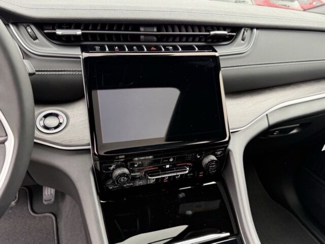 2025 Jeep Grand Cherokee L Limited Crestwood KY