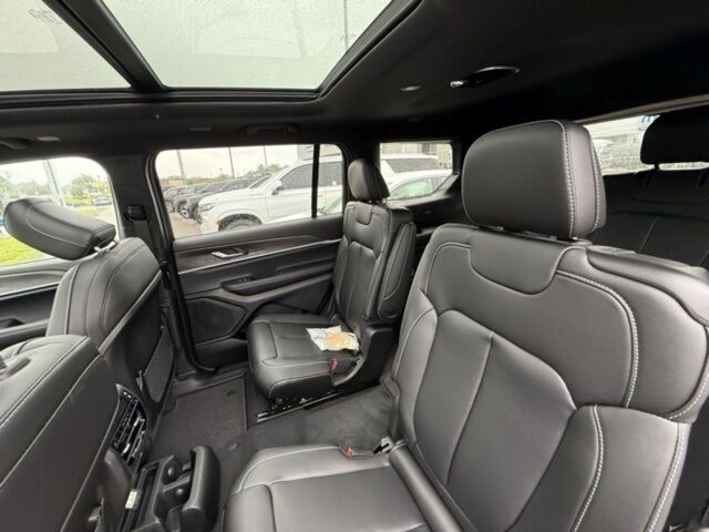 2025 Jeep Grand Cherokee L Limited Crestwood KY