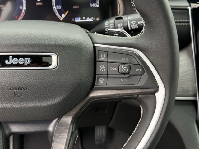 2025 Jeep Grand Cherokee L Limited Crestwood KY