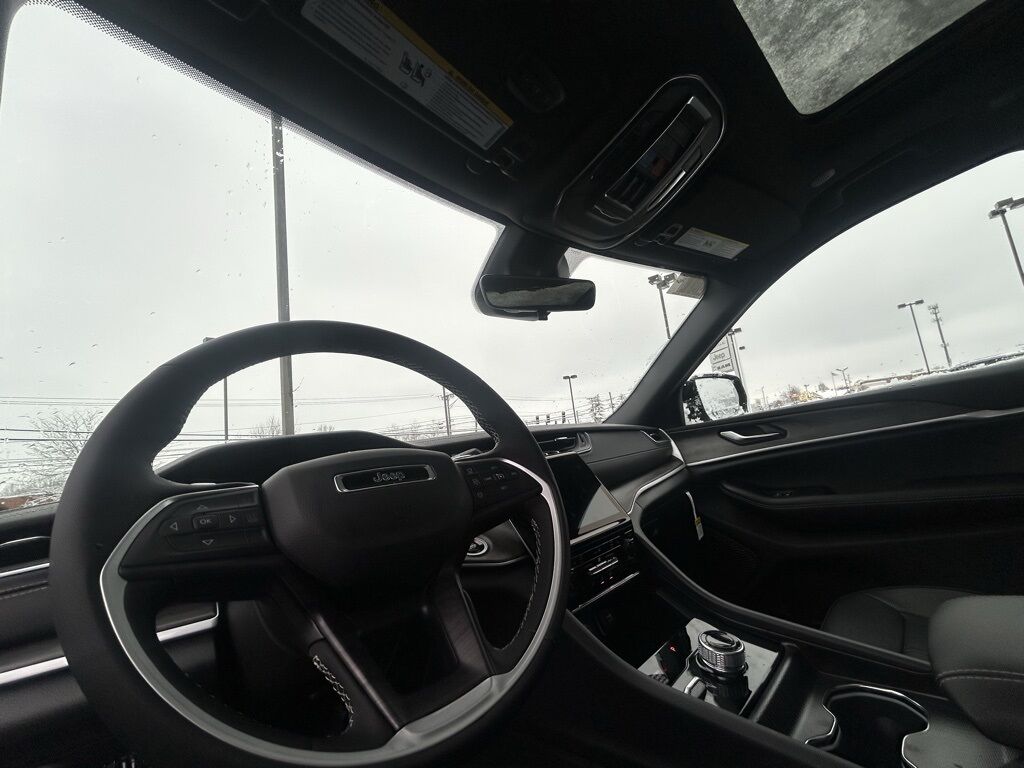 2025 Jeep Grand Cherokee L Limited Crestwood KY