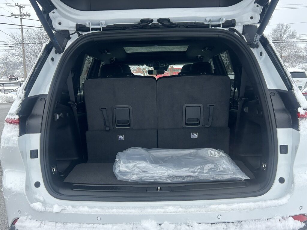 2025 Jeep Grand Cherokee L Limited Crestwood KY