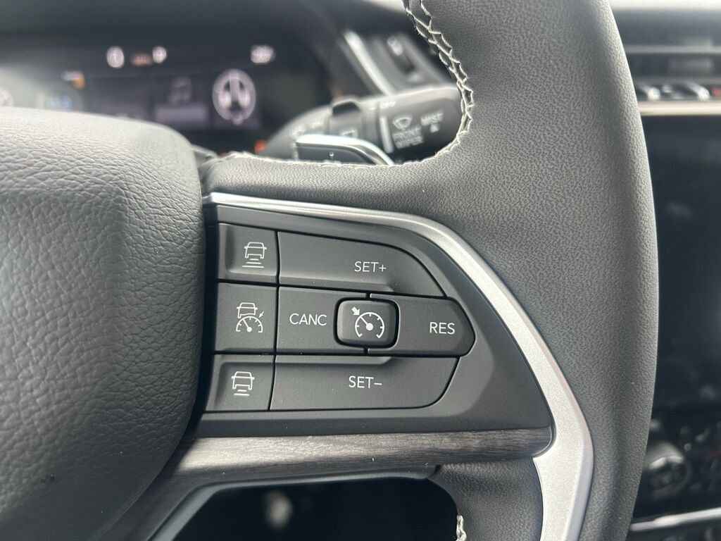 2025 Jeep Grand Cherokee L Limited Crestwood KY