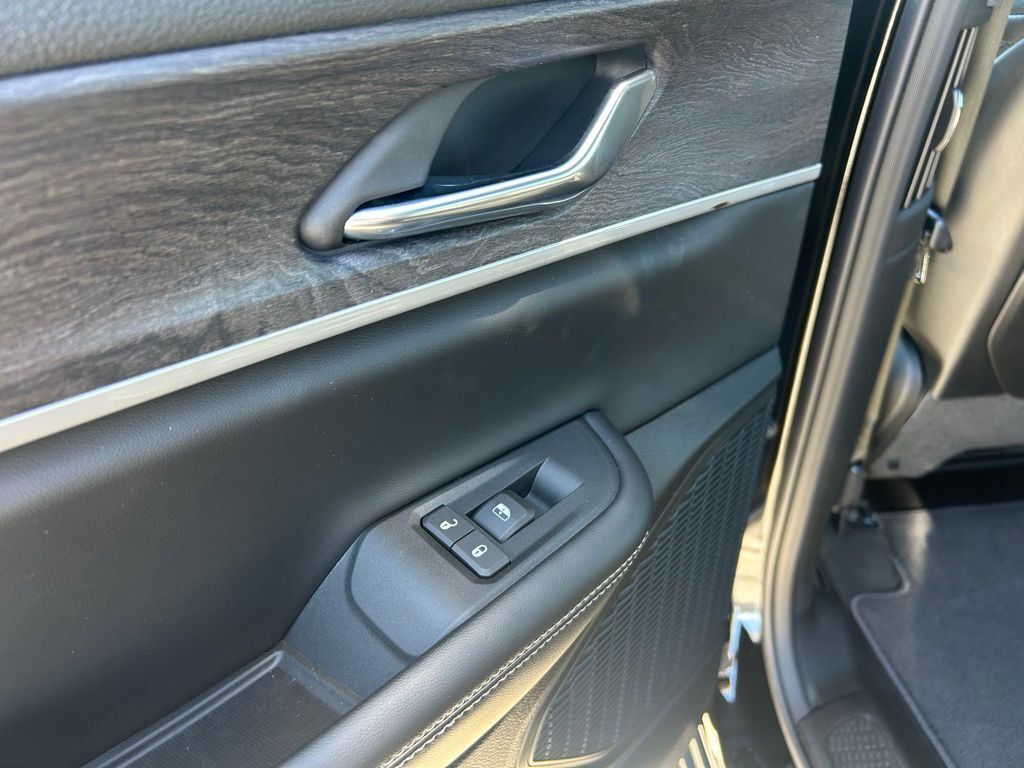 2025 Jeep Grand Cherokee L Limited Crestwood KY