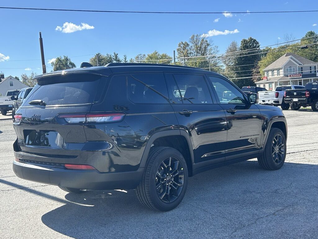 2025 Jeep Grand Cherokee L Limited Crestwood KY