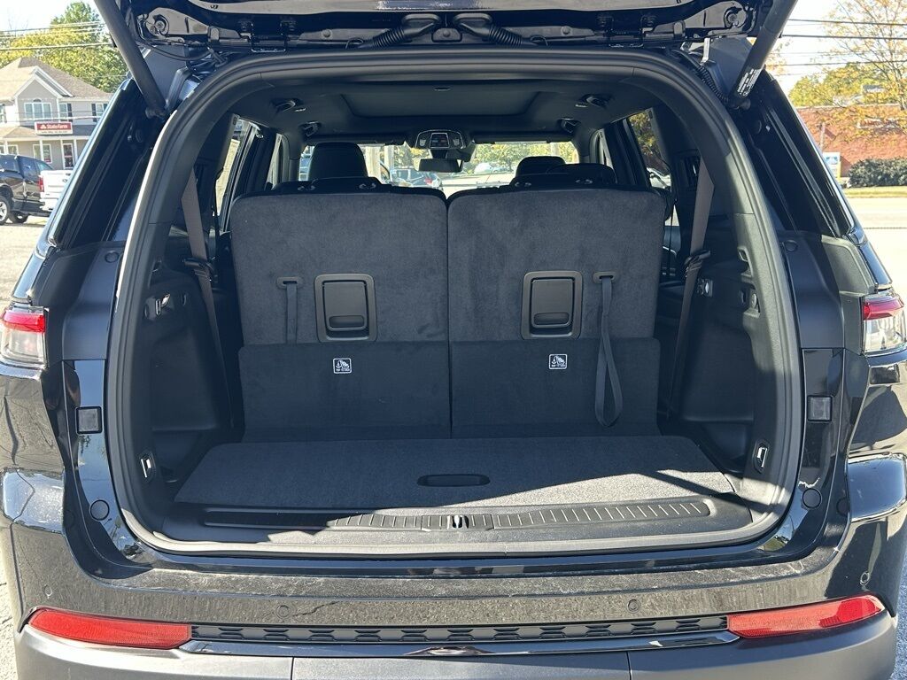 2025 Jeep Grand Cherokee L Limited Crestwood KY