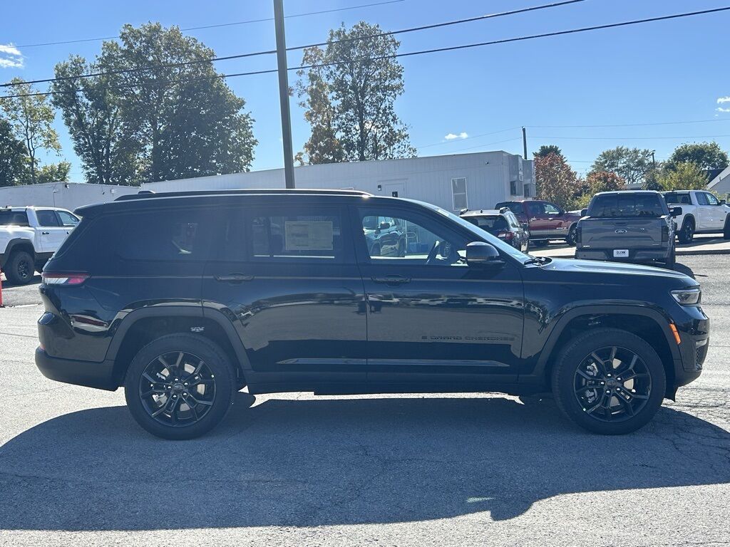 2025 Jeep Grand Cherokee L Limited Crestwood KY