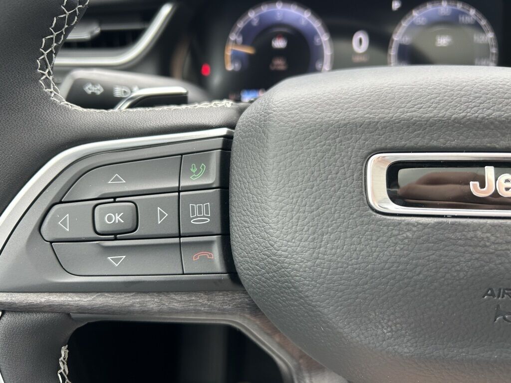 2025 Jeep Grand Cherokee L Limited Crestwood KY