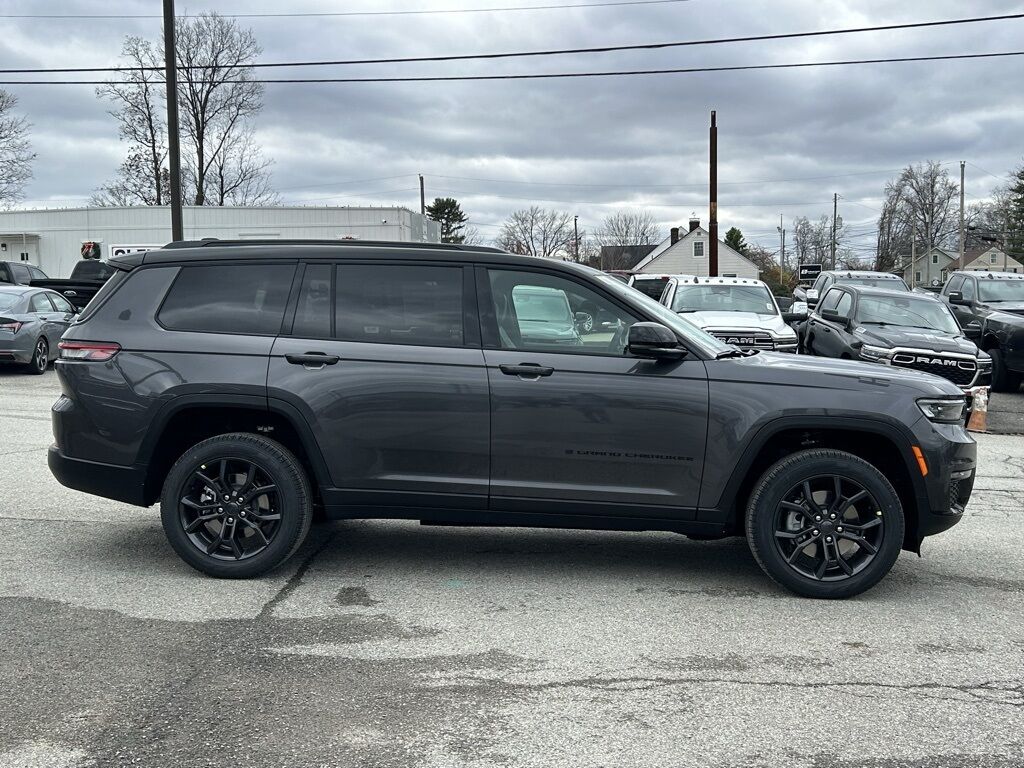 2025 Jeep Grand Cherokee L Limited Crestwood KY