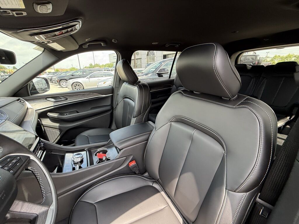 2025 Jeep Grand Cherokee L Limited Crestwood KY