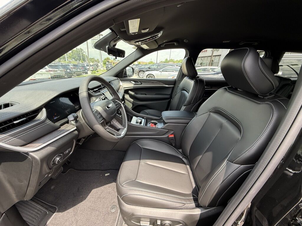 2025 Jeep Grand Cherokee L Limited Crestwood KY