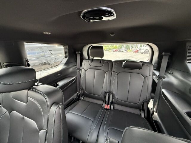 2025 Jeep Grand Cherokee L Limited Crestwood KY