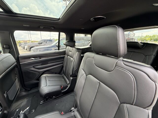 2025 Jeep Grand Cherokee L Limited Crestwood KY