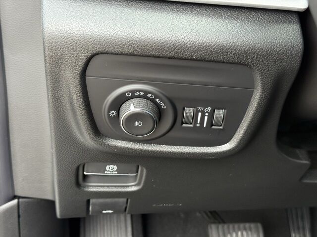 2025 Jeep Grand Cherokee L Limited Crestwood KY
