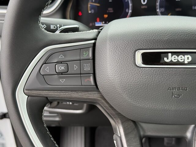 2025 Jeep Grand Cherokee L Limited Crestwood KY
