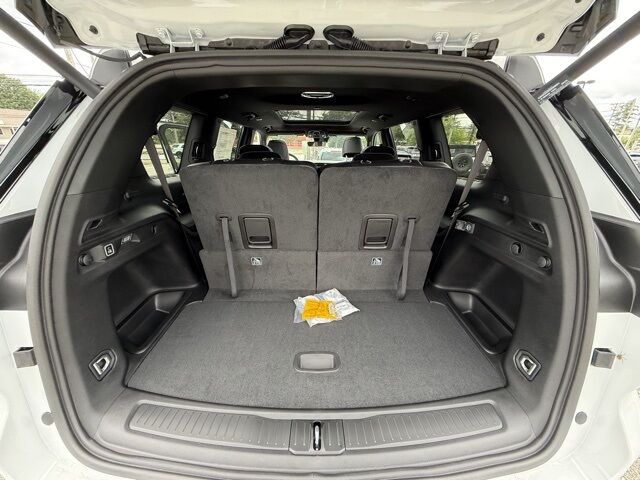 2025 Jeep Grand Cherokee L Limited Crestwood KY